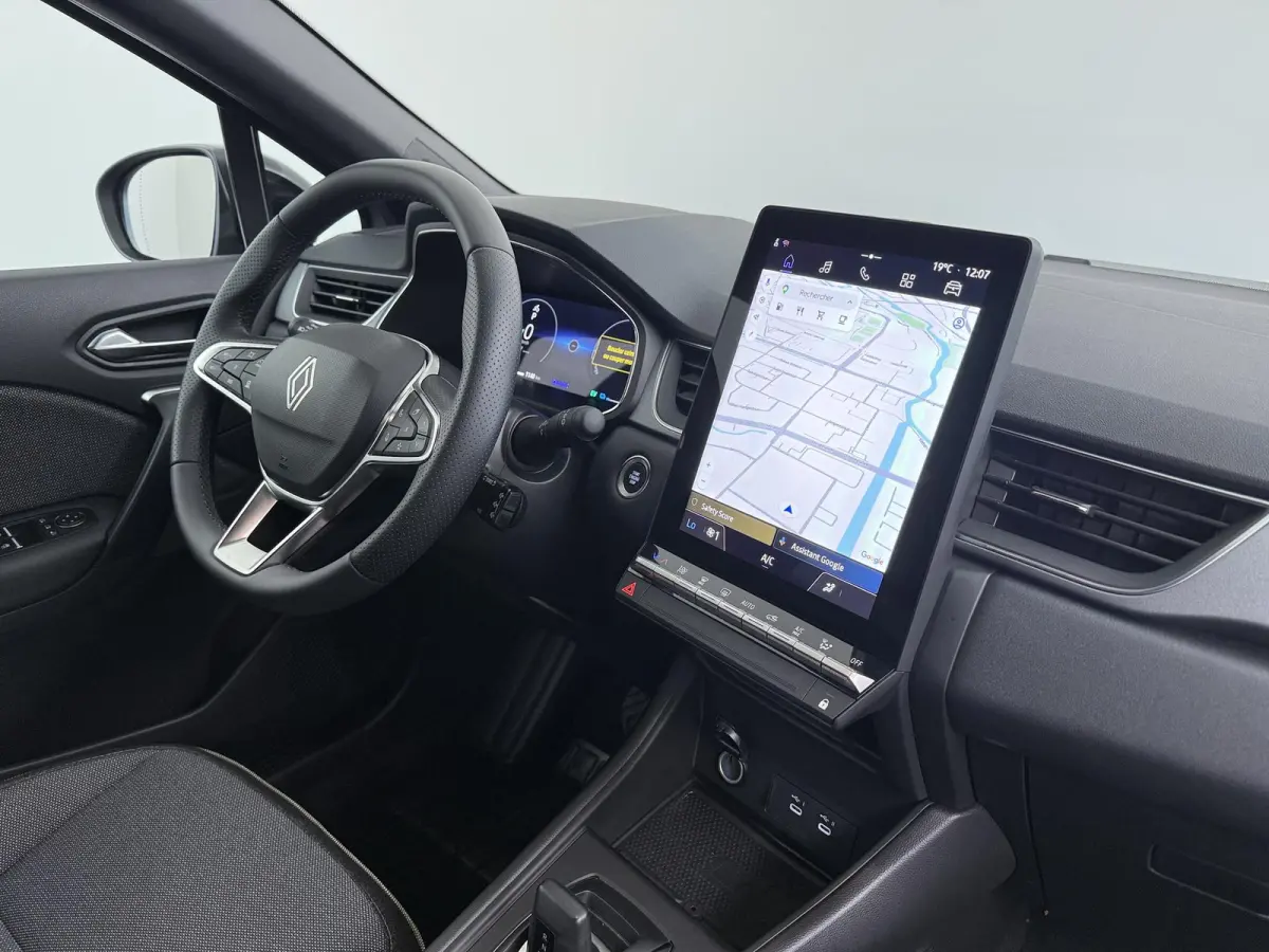 techno full hybrid E-Tech 160 | Google Navigatie | Achteruitrijcamera | Apple CarPlay |