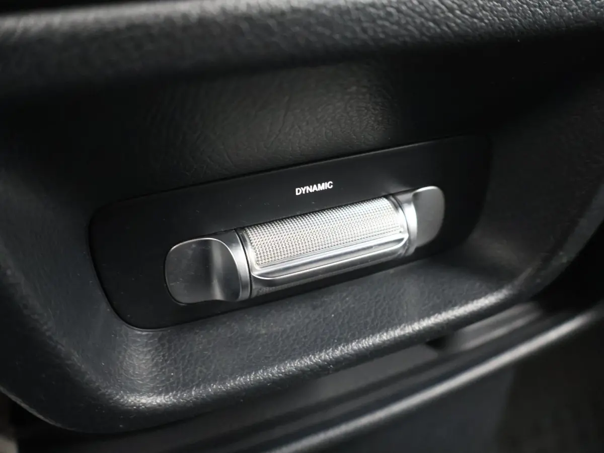 116 CDI | Aut. | XL L3 | Select | 3 zits | Stoelverwarming | LED koplampen | Vloer en Wand Betimmering | LM Velgen | Cruise Control | Apple Carplay/Android Auto | Trekhaak 2500 KG. AHW | Cer