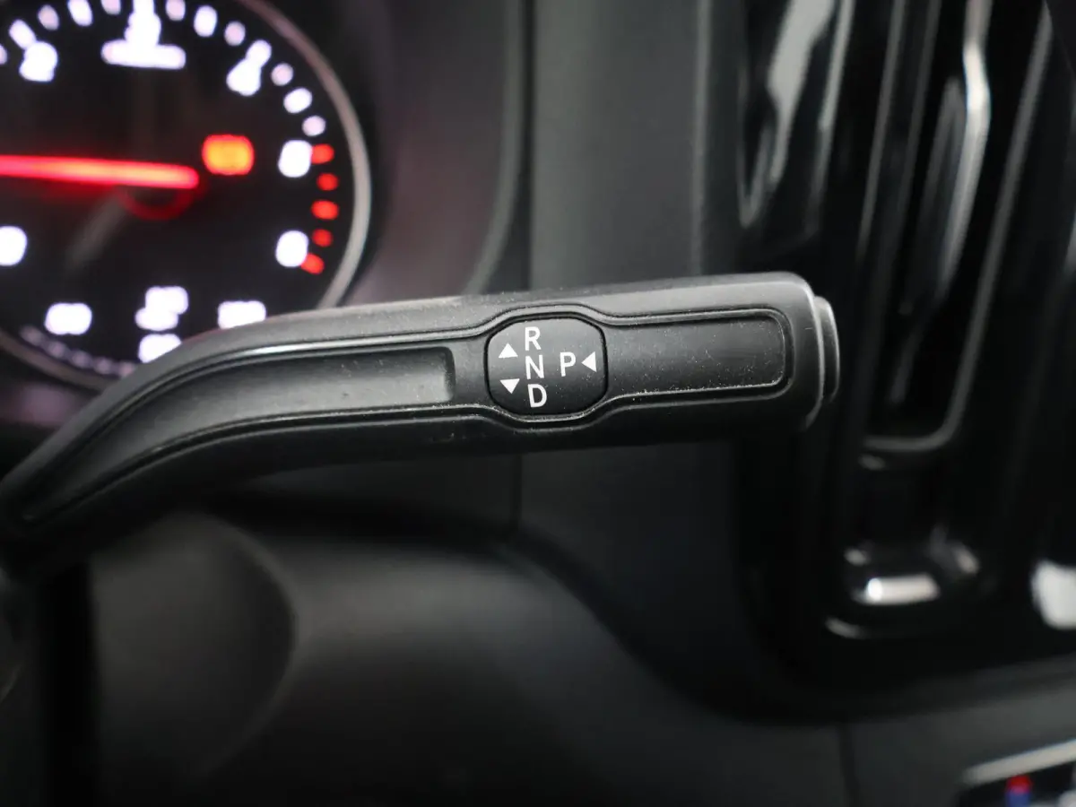116 CDI | Aut. | XL L3 | Select | 3 zits | Stoelverwarming | LED koplampen | Vloer en Wand Betimmering | LM Velgen | Cruise Control | Apple Carplay/Android Auto | Trekhaak 2500 KG. AHW | Cer