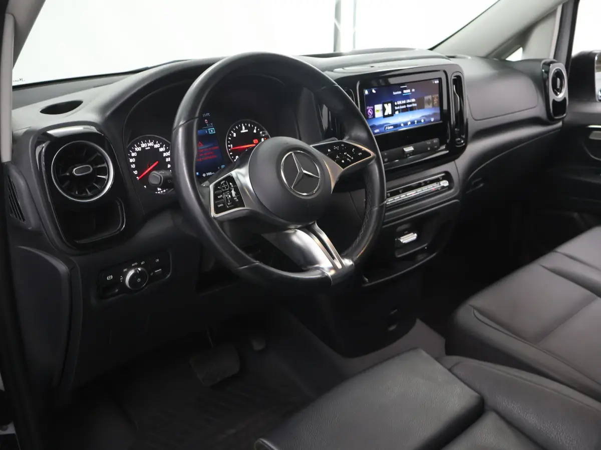 116 CDI | Aut. | XL L3 | Select | 3 zits | Stoelverwarming | LED koplampen | Vloer en Wand Betimmering | LM Velgen | Cruise Control | Apple Carplay/Android Auto | Trekhaak 2500 KG. AHW | Cer