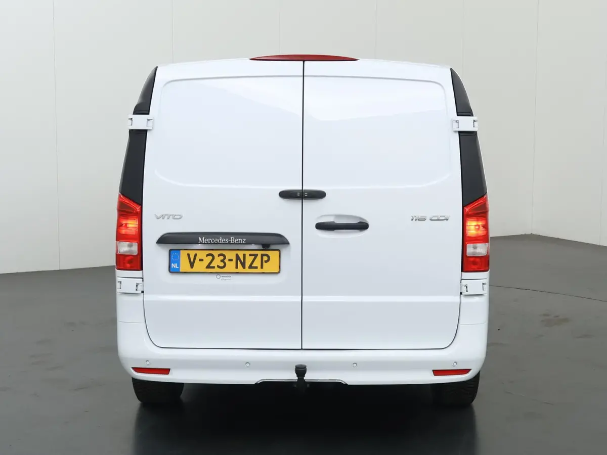 116 CDI | Aut. | XL L3 | Select | 3 zits | Stoelverwarming | LED koplampen | Vloer en Wand Betimmering | LM Velgen | Cruise Control | Apple Carplay/Android Auto | Trekhaak 2500 KG. AHW | Cer