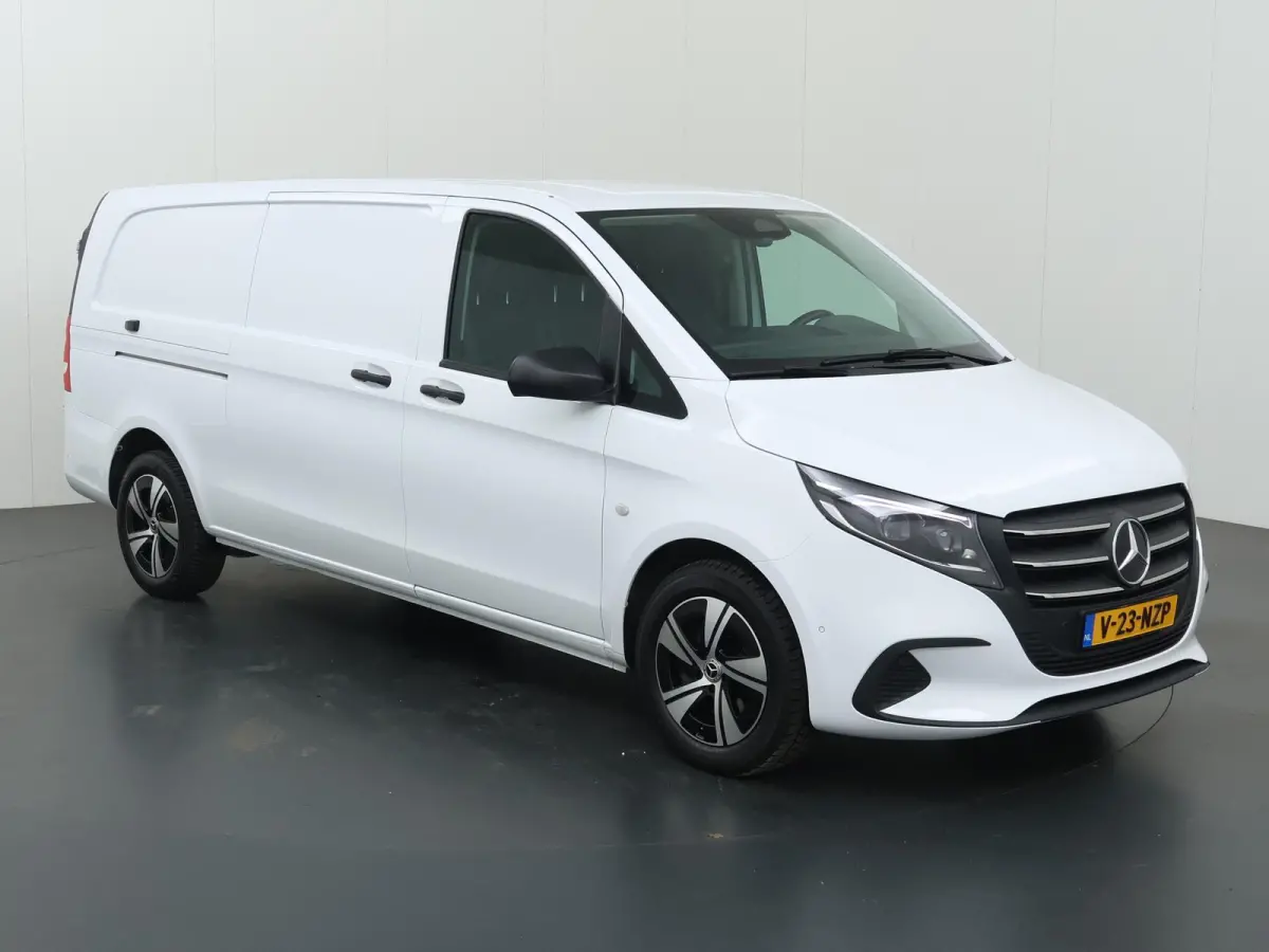 116 CDI | Aut. | XL L3 | Select | 3 zits | Stoelverwarming | LED koplampen | Vloer en Wand Betimmering | LM Velgen | Cruise Control | Apple Carplay/Android Auto | Trekhaak 2500 KG. AHW | Cer