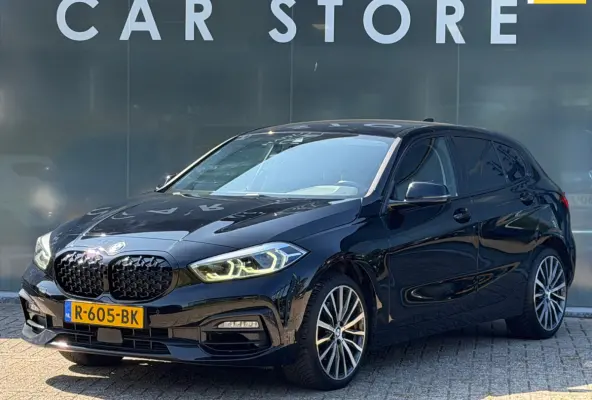 116i Sport line Business Edition |NAV|PDC| Stoelverwarmin