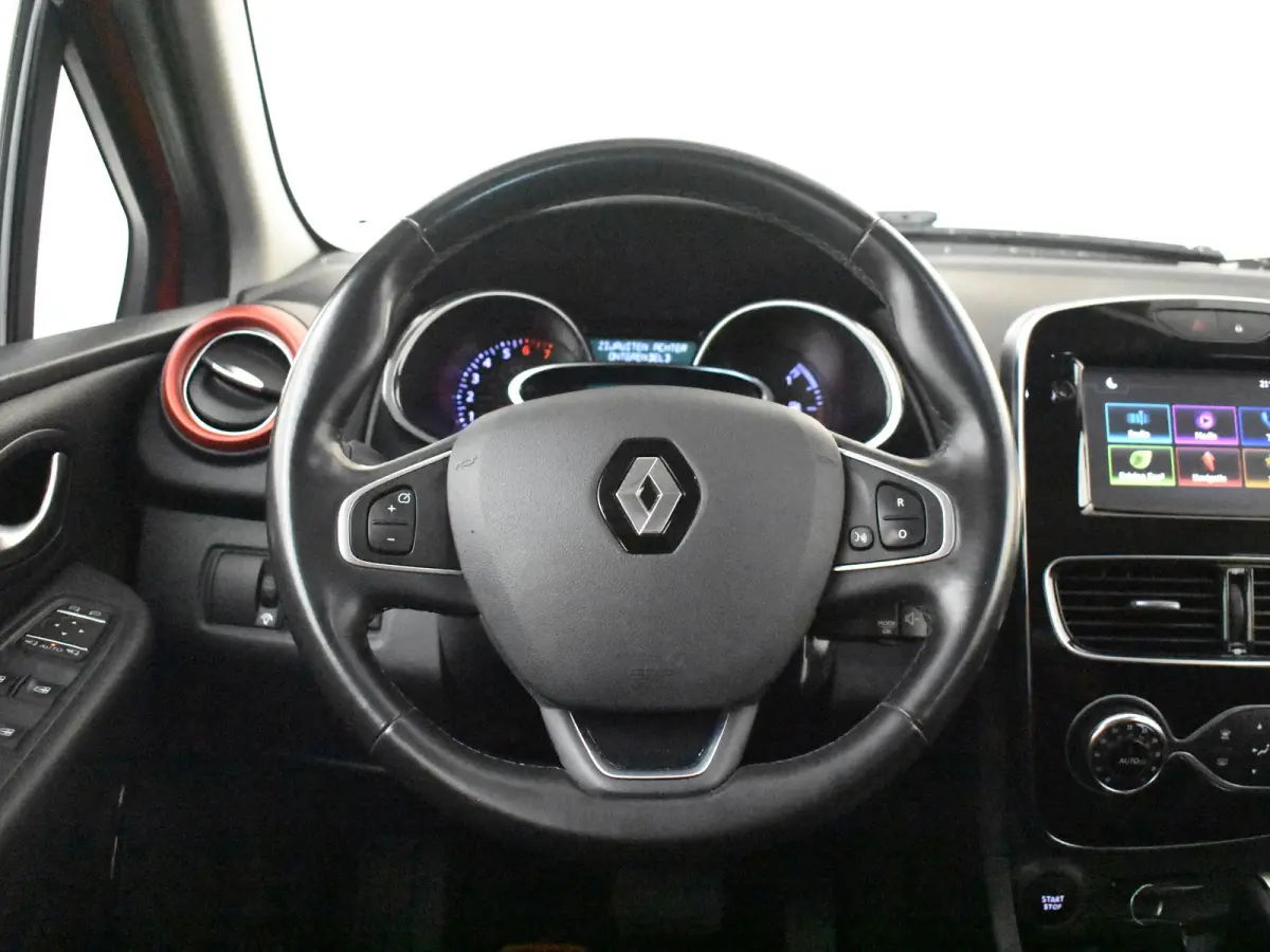 1.2 TCe Intens | Climate control | Cruise control | DAB | Navi | Keyless entry/start | 16"LMV