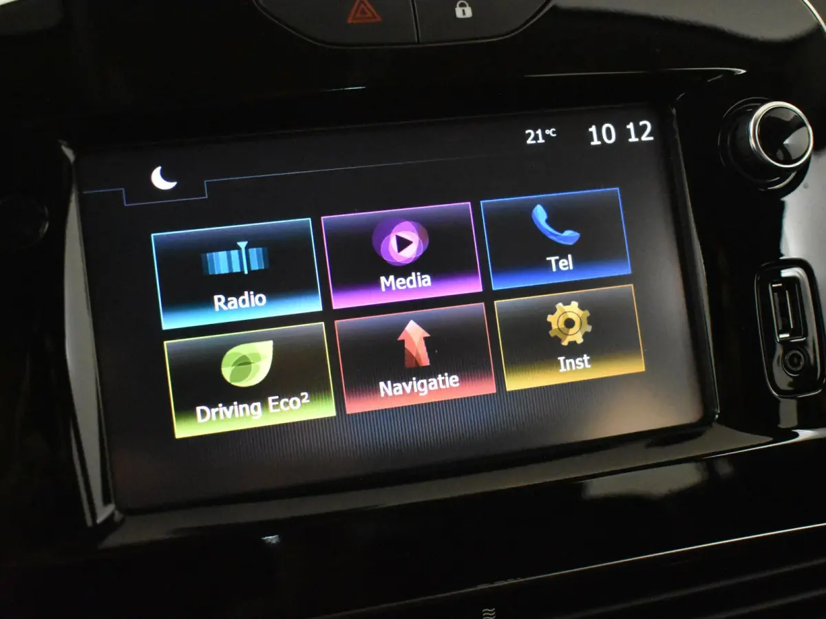 1.2 TCe Intens | Climate control | Cruise control | DAB | Navi | Keyless entry/start | 16"LMV