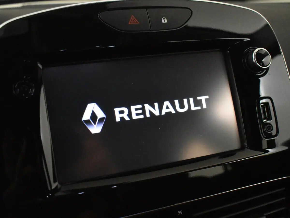 1.2 TCe Intens | Climate control | Cruise control | DAB | Navi | Keyless entry/start | 16"LMV