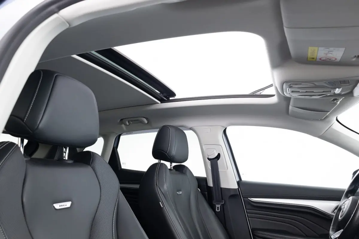 Luxury 70 kWh | LEDER | PANORAMADAK| SOH 92%|