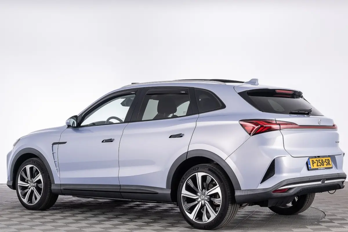 Luxury 70 kWh | LEDER | PANORAMADAK| SOH 92%|