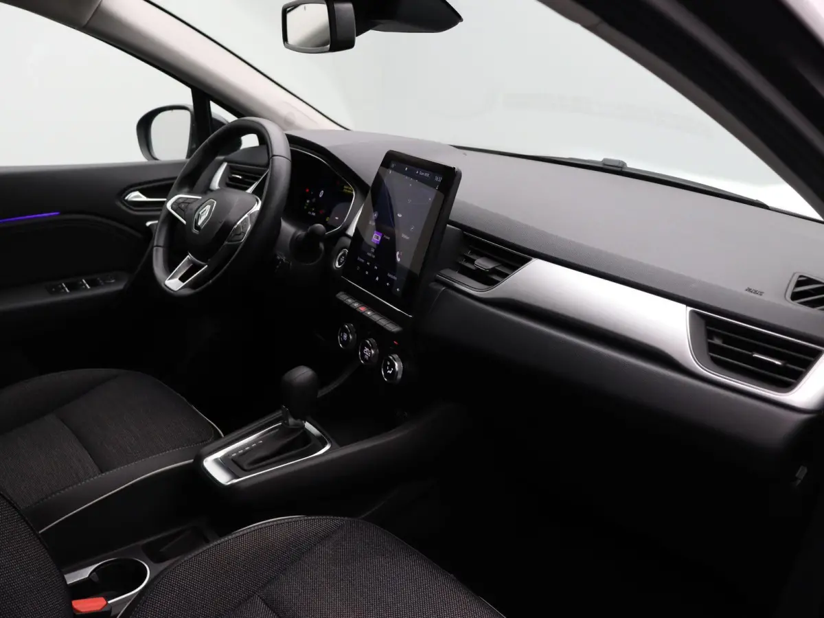 E-Tech Hybrid 145pk Techno | Achteruitrijcamera | Navigatie | Parkeersensoren voor/achter | Climate control |