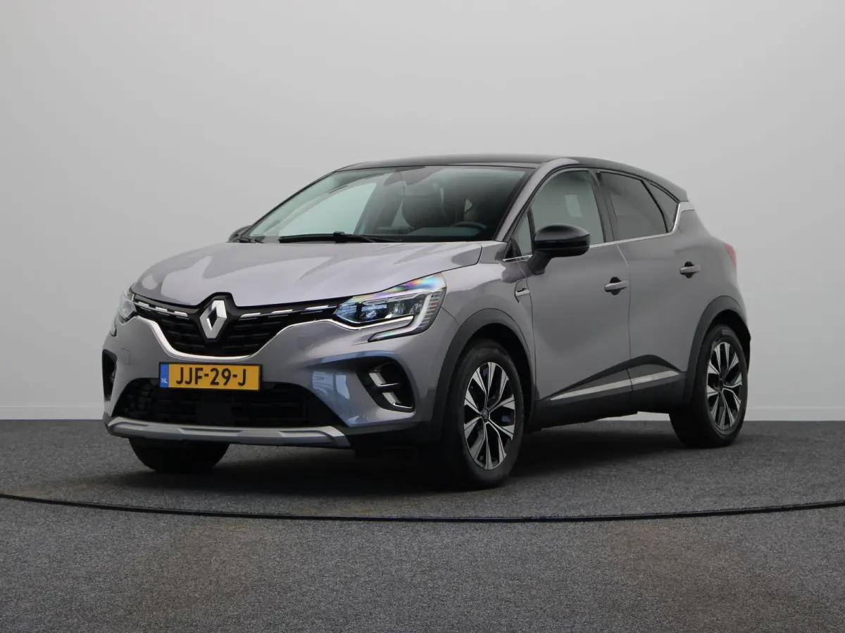E-Tech Hybrid 145pk Techno | Achteruitrijcamera | Navigatie | Parkeersensoren voor/achter | Climate control |