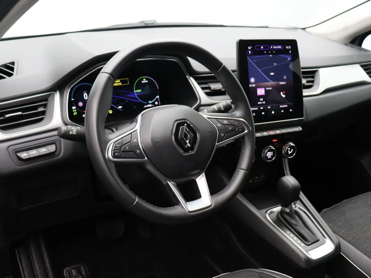 E-Tech Hybrid 145pk Techno | Achteruitrijcamera | Navigatie | Parkeersensoren voor/achter | Climate control |