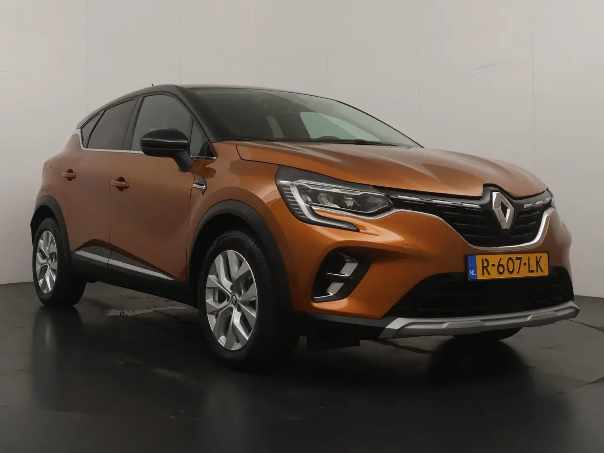 E-TECH plug-in hybrid 160 Intens | SoH 95% | Parkeercamera | Apple Carplay/Android Auto | Trekhaak |