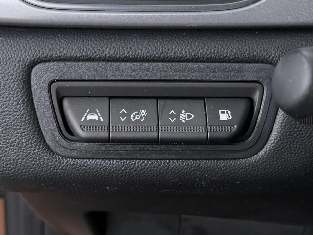 E-TECH plug-in hybrid 160 Intens | SoH 95% | Parkeercamera | Apple Carplay/Android Auto | Trekhaak |