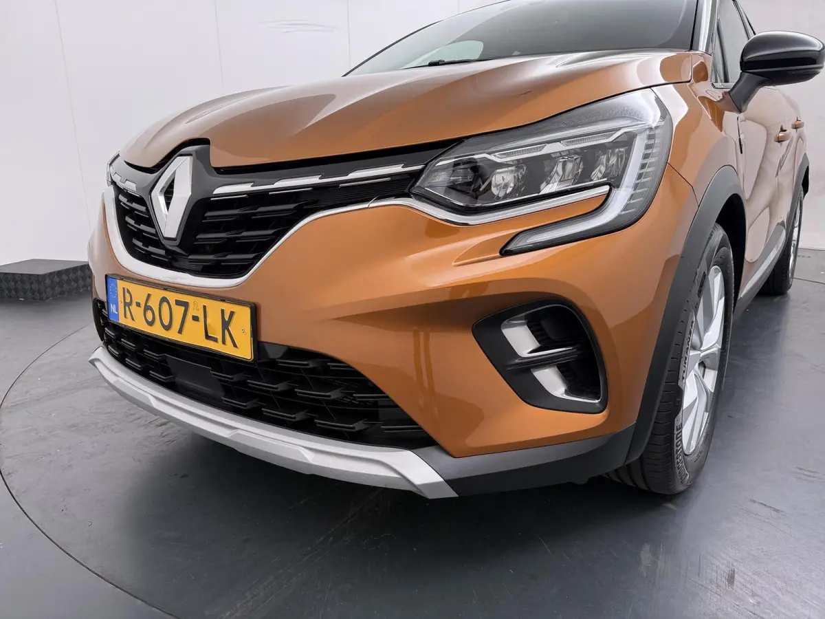 E-TECH plug-in hybrid 160 Intens | SoH 95% | Parkeercamera | Apple Carplay/Android Auto | Trekhaak |