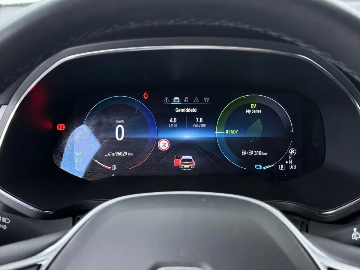 E-TECH plug-in hybrid 160 Intens | SoH 95% | Parkeercamera | Apple Carplay/Android Auto | Trekhaak |