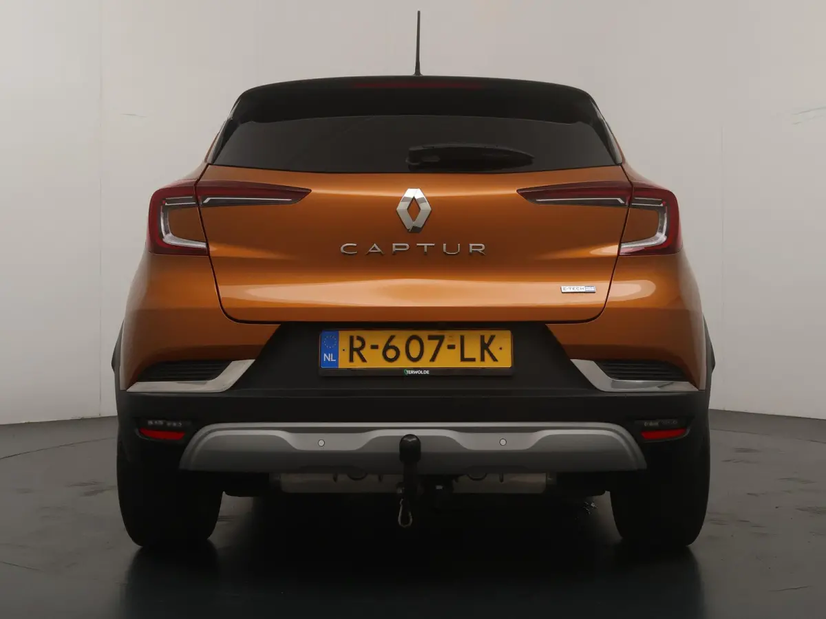 E-TECH plug-in hybrid 160 Intens | SoH 95% | Parkeercamera | Apple Carplay/Android Auto | Trekhaak |