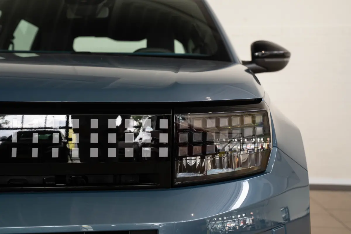 1.2 Hybrid ICON | Tot 8 Jaar Garantie | Apple Carplay & Android Auto | Parkeersensoren | Cruise Controle | Airco | USB |