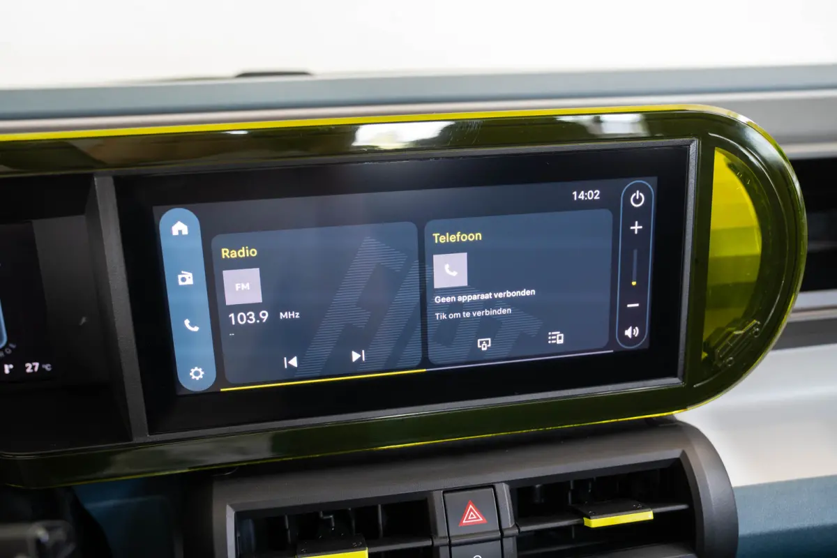 1.2 Hybrid ICON | Tot 8 Jaar Garantie | Apple Carplay & Android Auto | Parkeersensoren | Cruise Controle | Airco | USB |