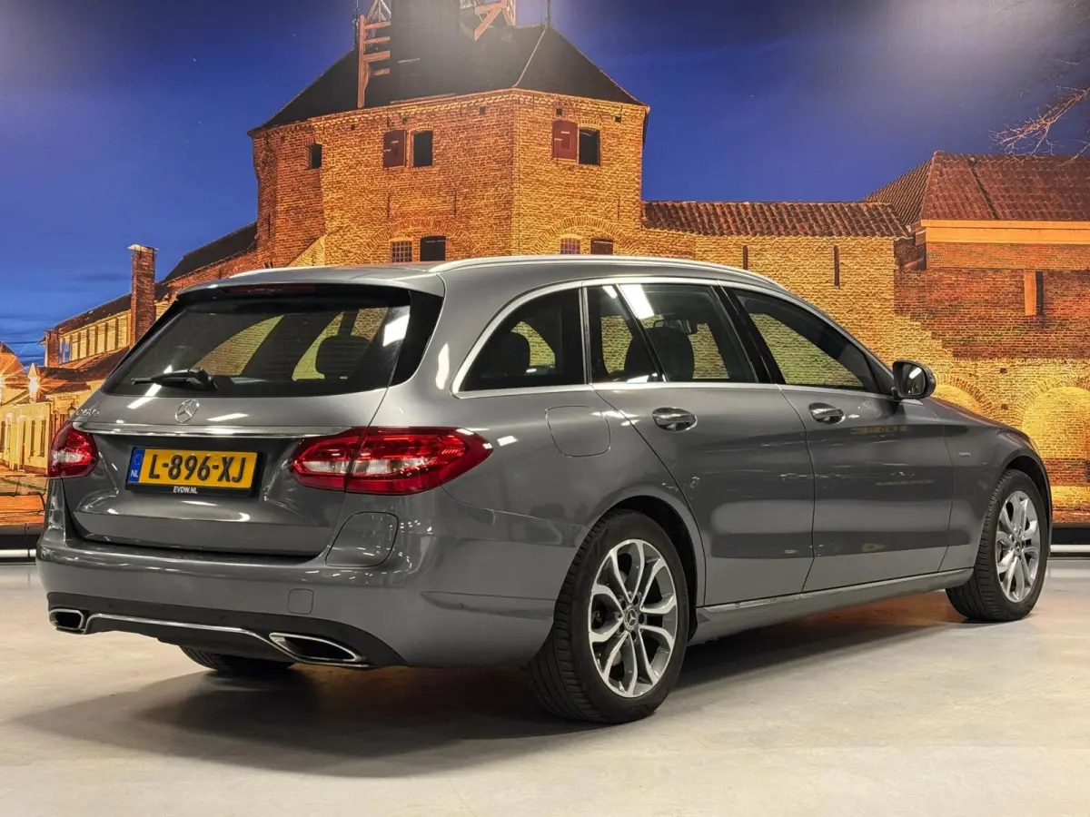 350e Lease Edition Aut Leer Camera