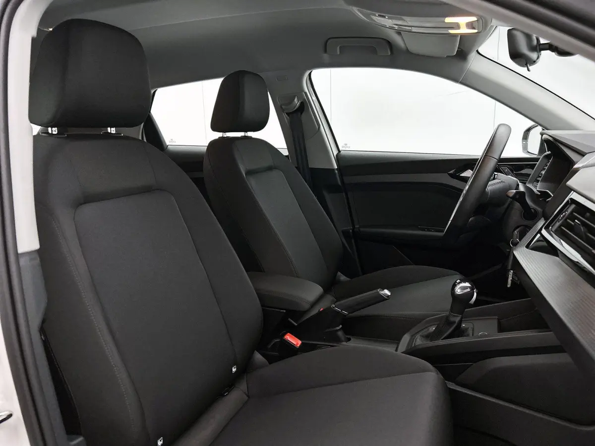 30 TFSI Advanced edition 116 PK | Automaat | Stoelverwarming | Audi smartphone interface | Climate Control | Cruise Control | Lichtmetalen velgen Zwart | LED |