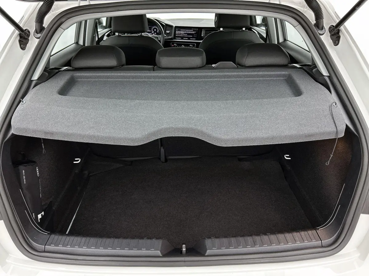 30 TFSI Advanced edition 116 PK | Automaat | Stoelverwarming | Audi smartphone interface | Climate Control | Cruise Control | Lichtmetalen velgen Zwart | LED |