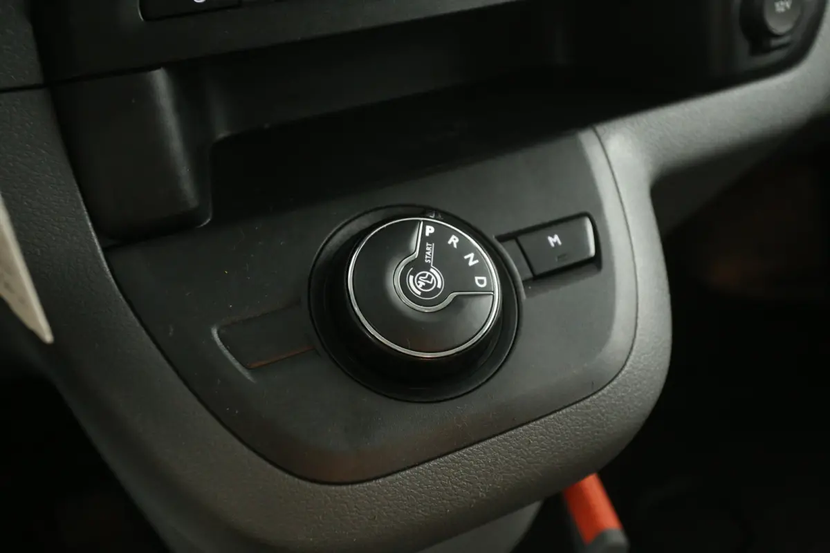 2.0 BlueHDI 145PK L2H1 | Automaat | Airco | Cruise | Camera | Carplay | Parkeersens.