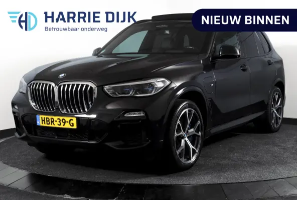 xDrive45e High Executive | S/K-Panodak | Dig. Cockpit | Adapt. Cruise | Stoel-+ Achterbankverw. | PDC | 360 Camera | NAV + App. Connect | ECC | Elek. Klep | Elek. Trekhaak | LM 20" |