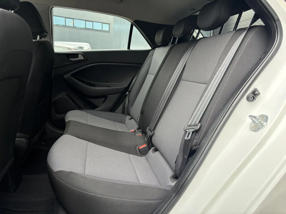 1.0 T-GDI Comfort | Automaat | Airco | Cruise Control | Parkeersensoren | Onderhouden | Mooie auto!!