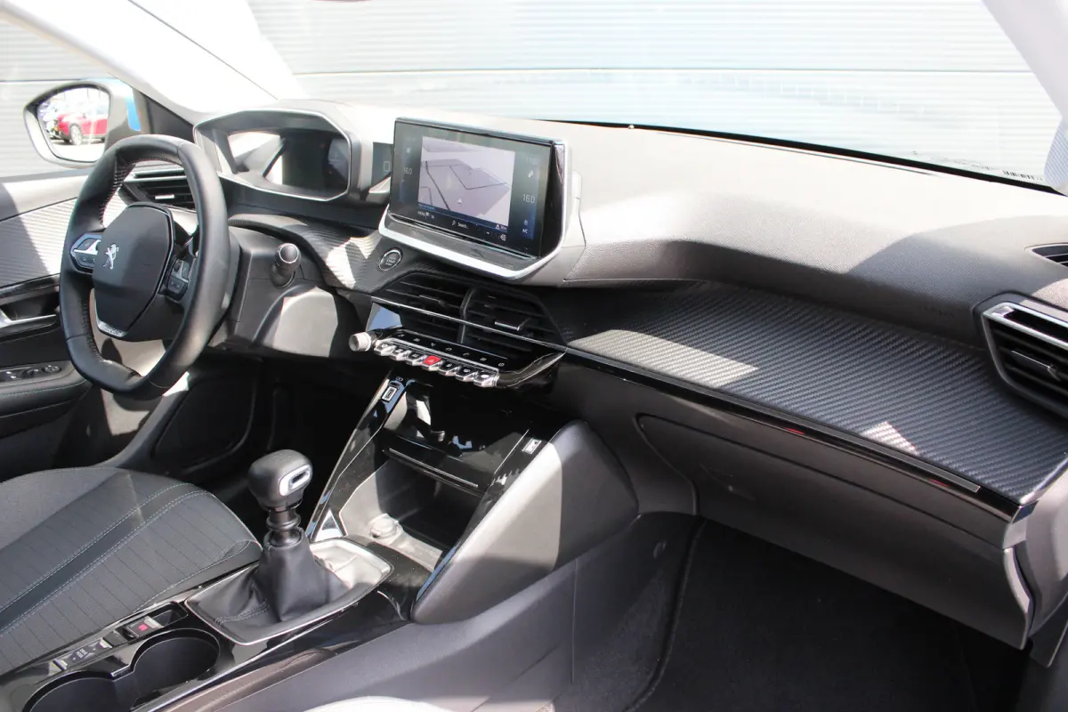1.2 PureTech Allure Pack | Navigatie | Camera | 3D Instrumentenpaneel | 1e Eigenaar | NL auto | 72.000km |