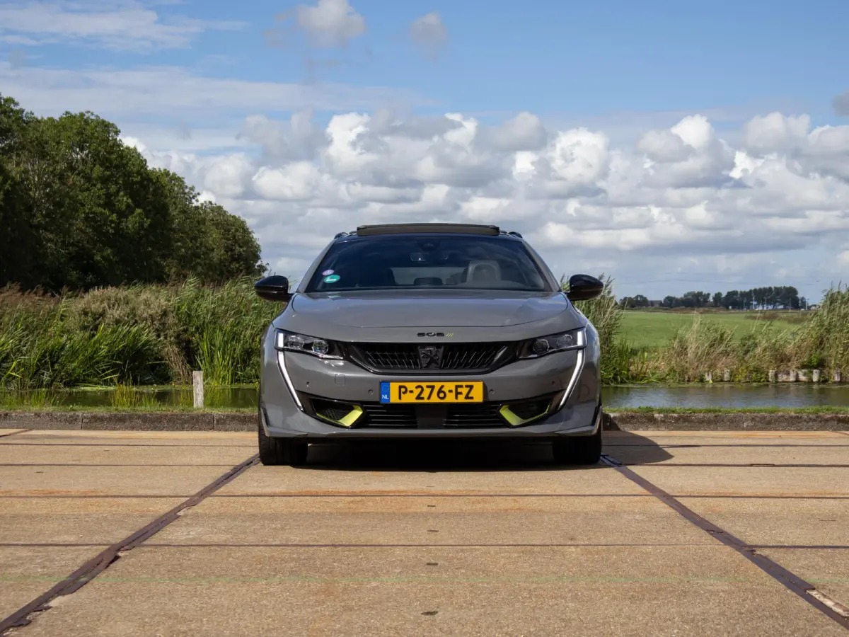 1.6 HYbrid Peugeot Sport Engineered Pano 360 camera Memory