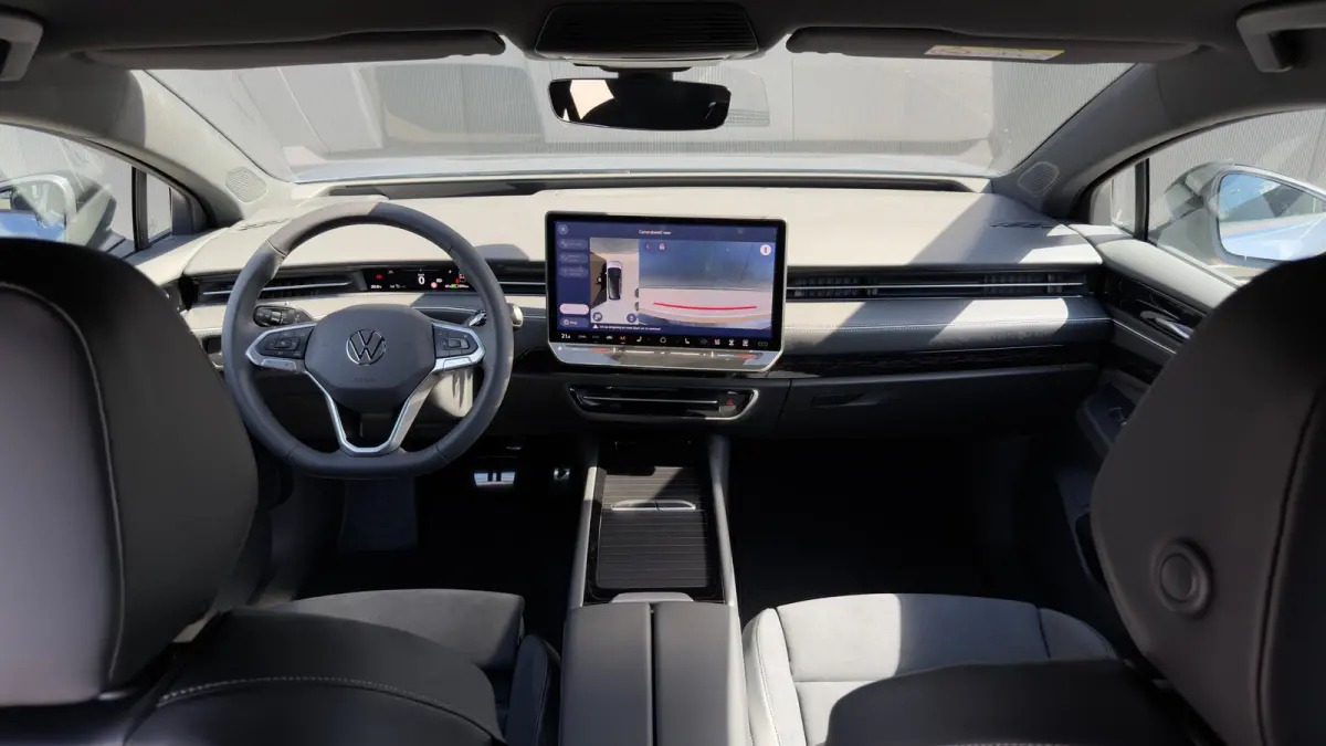 77kWh 286pk Limited Edition Plus | Trekhaak | 360 Camera | Head-up | Stoelverwarming & Massage | Stuurverwarming | Black Pakket