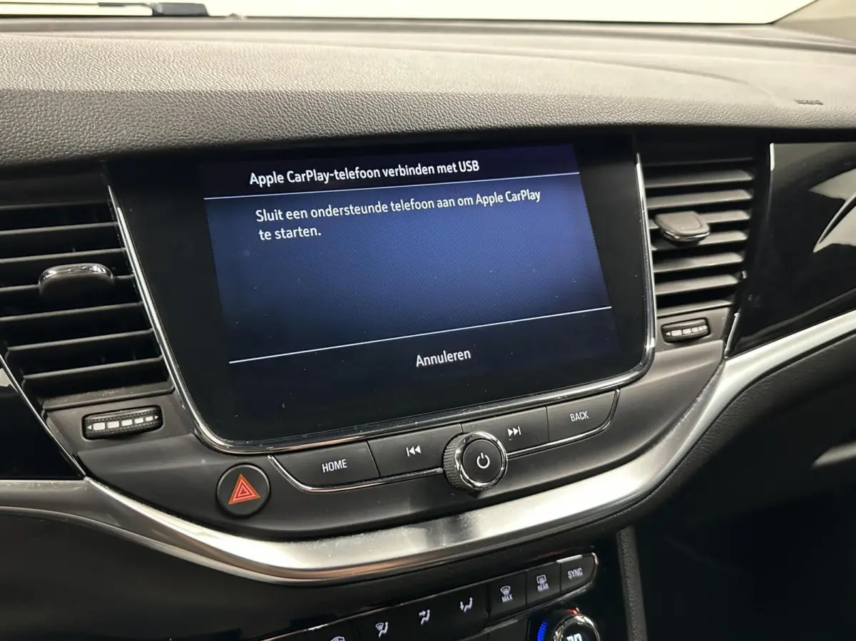 1.2 Business Elegance CARPLAY NAVI CRUISE ECC CRUISE LM.