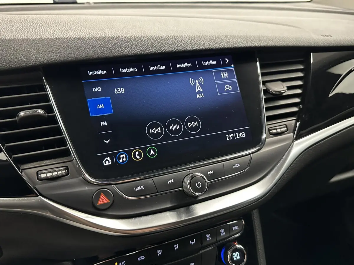 1.2 Business Elegance CARPLAY NAVI CRUISE ECC CRUISE LM.
