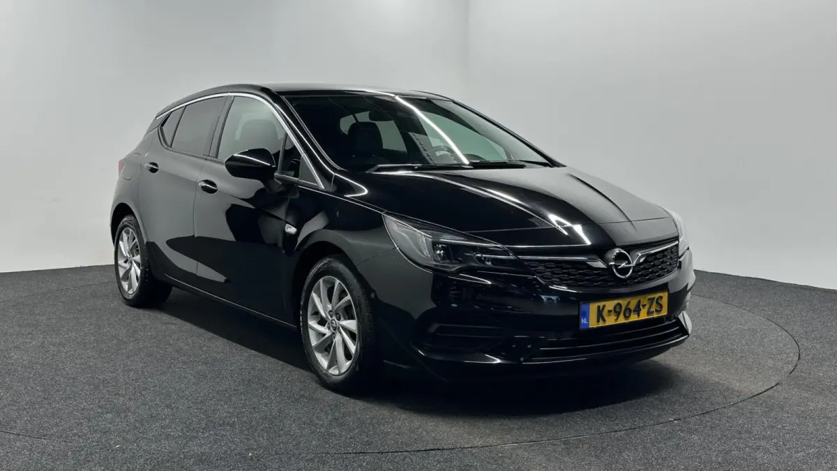 1.2 Business Elegance CARPLAY NAVI CRUISE ECC CRUISE LM.