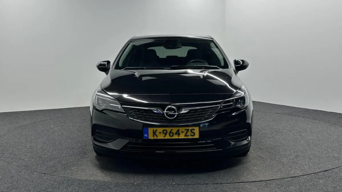 1.2 Business Elegance CARPLAY NAVI CRUISE ECC CRUISE LM.