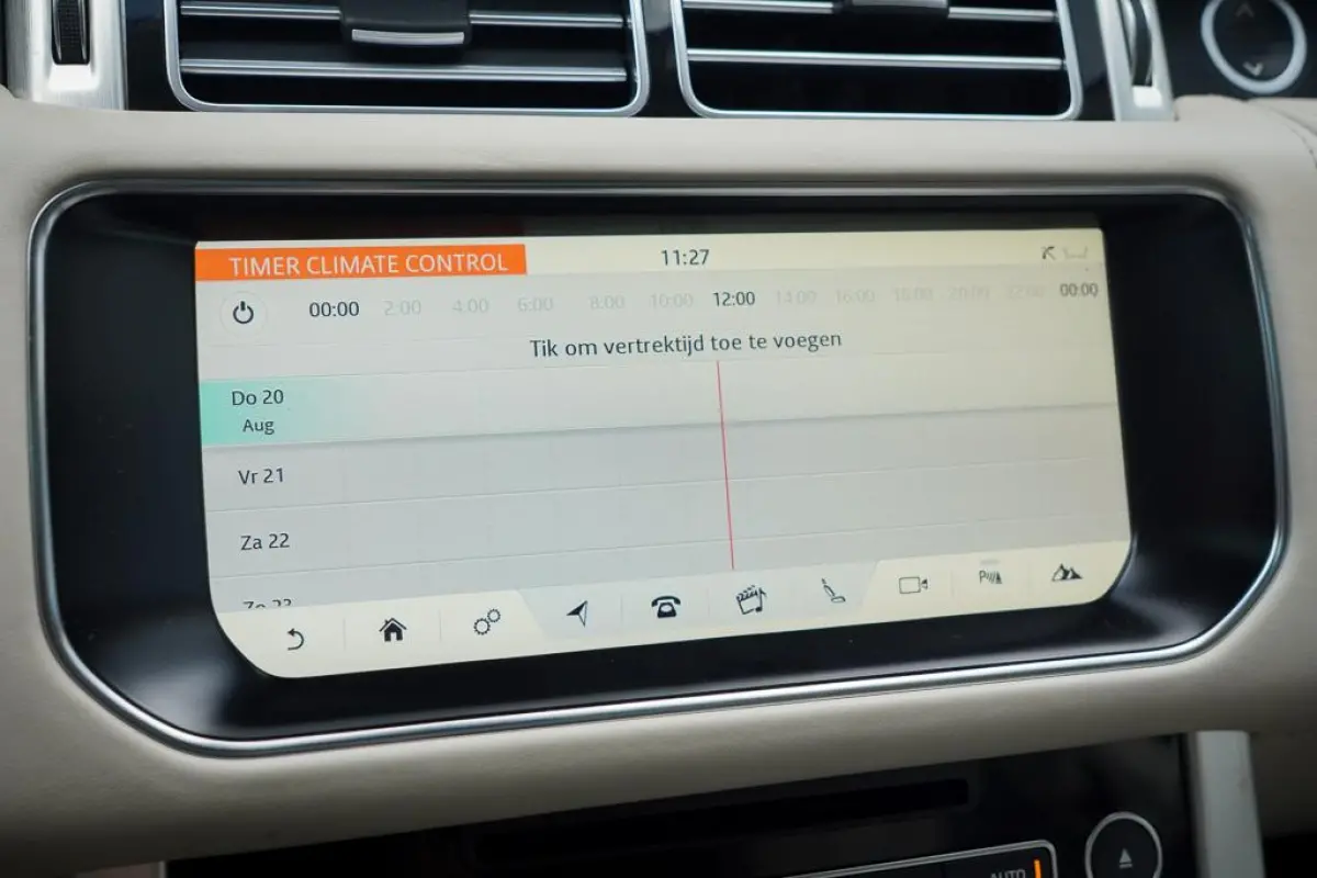 4.4 SDV8 Autobiography LWB / Pano / Trekhaak / NL Auto