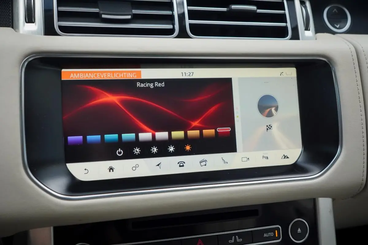 4.4 SDV8 Autobiography LWB / Pano / Trekhaak / NL Auto