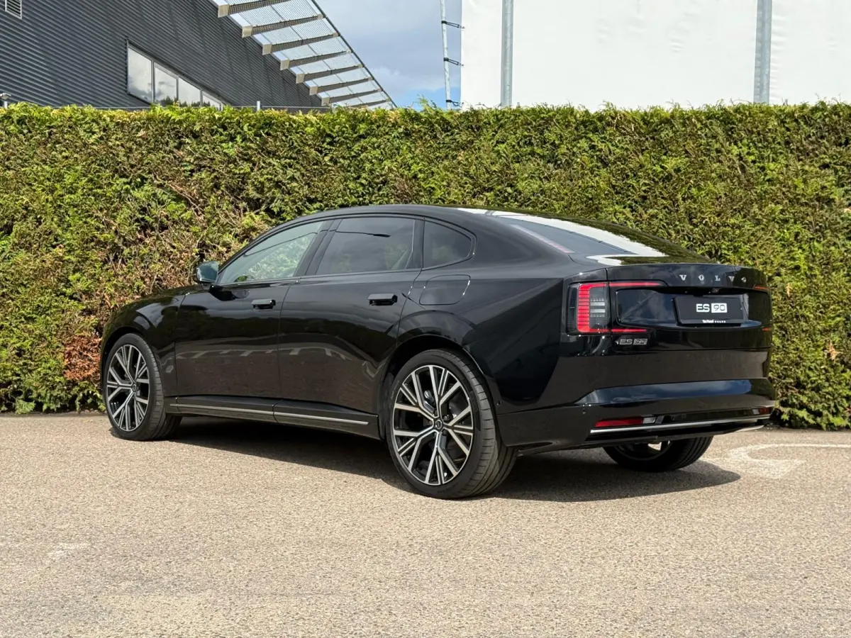 Single Motor Extended Range Ultra 92 kWh | Bowers & Wilkins | Panoramadak | Luchtvering | 22 Inch velgen | Direct Leverbaar! |