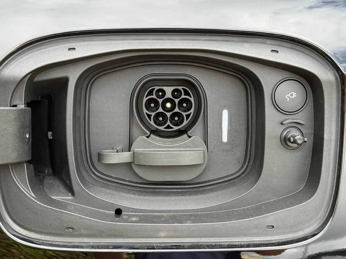 Single Motor Extended Range Ultra 92 kWh | Bowers & Wilkins | Panoramadak | Luchtvering | 22 Inch velgen | Direct Leverbaar! |