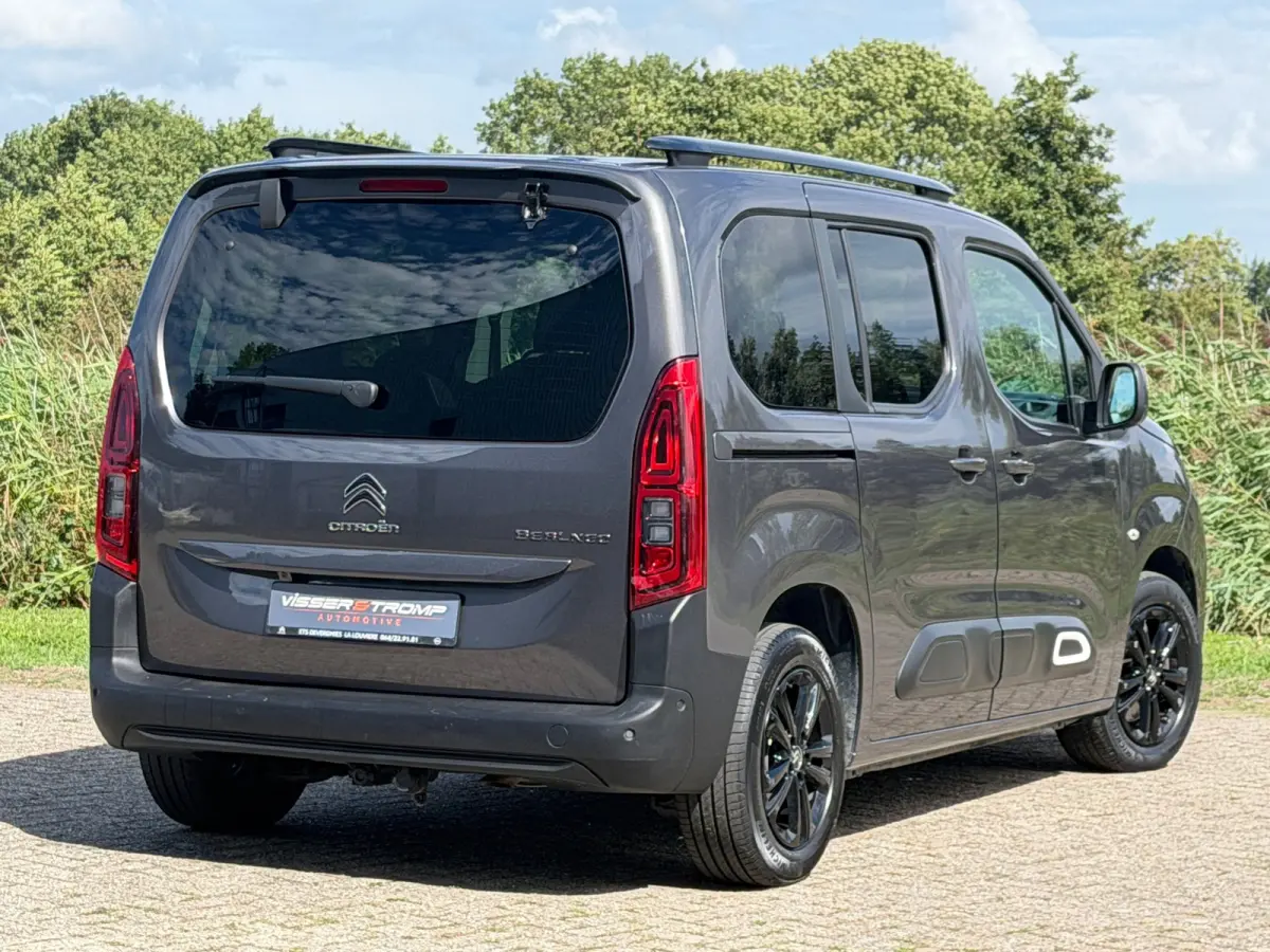 1.2 PureTech Shine 130pk Automaat - Gris Platinium - Panorama/Carplay/Clima/Camera