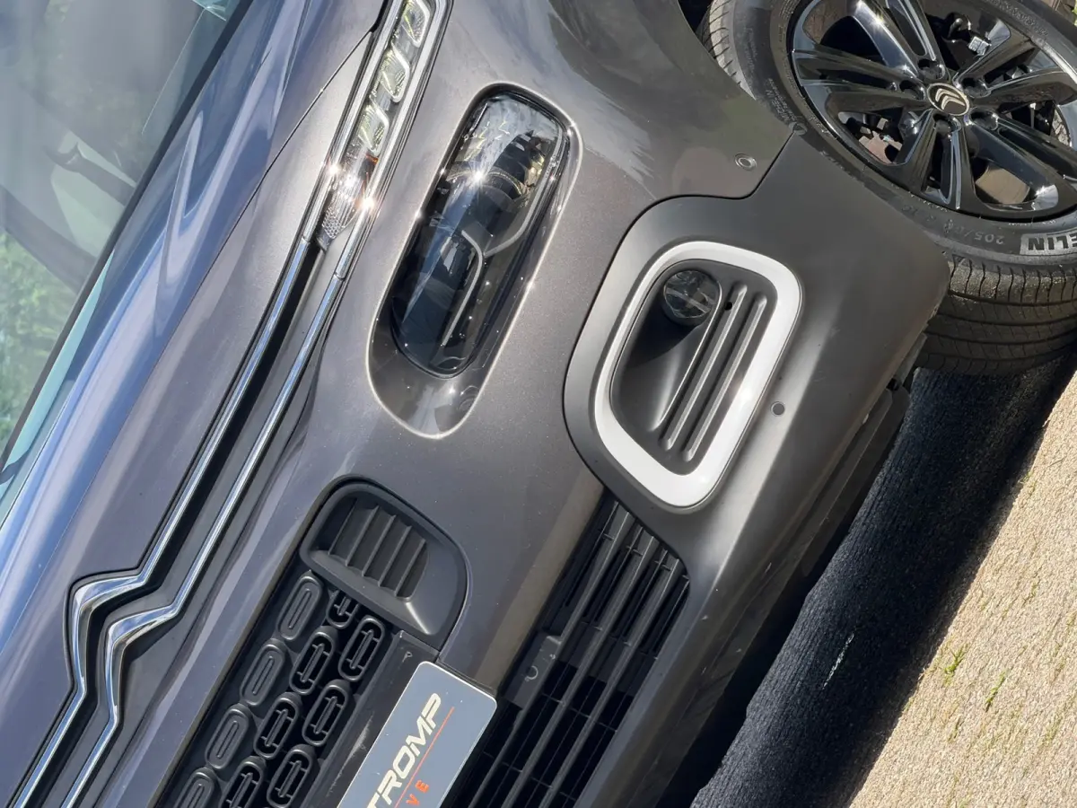 1.2 PureTech Shine 130pk Automaat - Gris Platinium - Panorama/Carplay/Clima/Camera