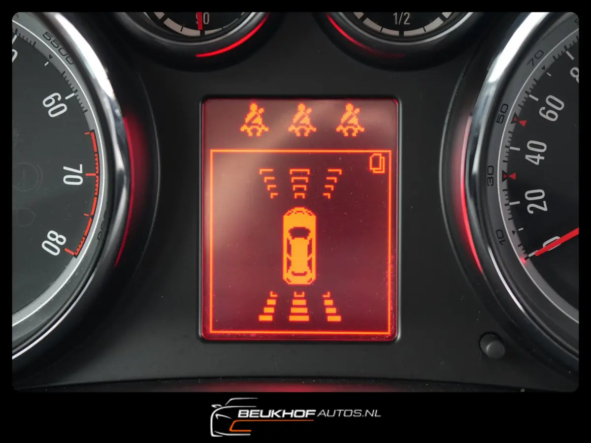 1.4 Turbo Automaat Cruis Control Navigatie Airco