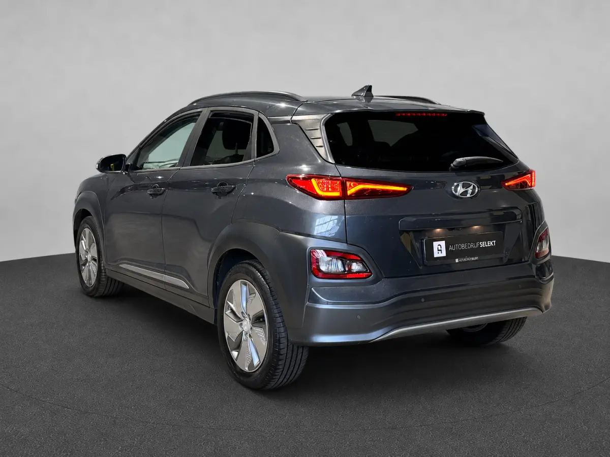 EV Comfort 64 kWh | 150 kW | 449 km WLTP | Stoelventilatie | Camera | Carplay | Dealer onderhouden