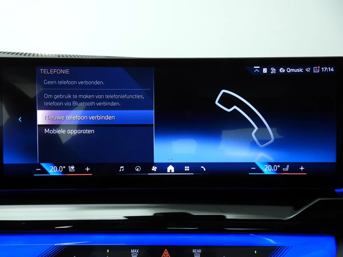 eDrive40 | M-Sportpakket | LED | Leder | HUD | Active cruise | Panoramadak | Comfortzetels | Trekhaak | DAB | Harman-kardon sound | Alu 19 inch
