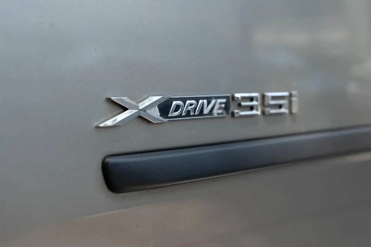 xDrive35i Executive | Schuif/kantel dak | Camera | Trekhaak | Navigatie | Onderhouden