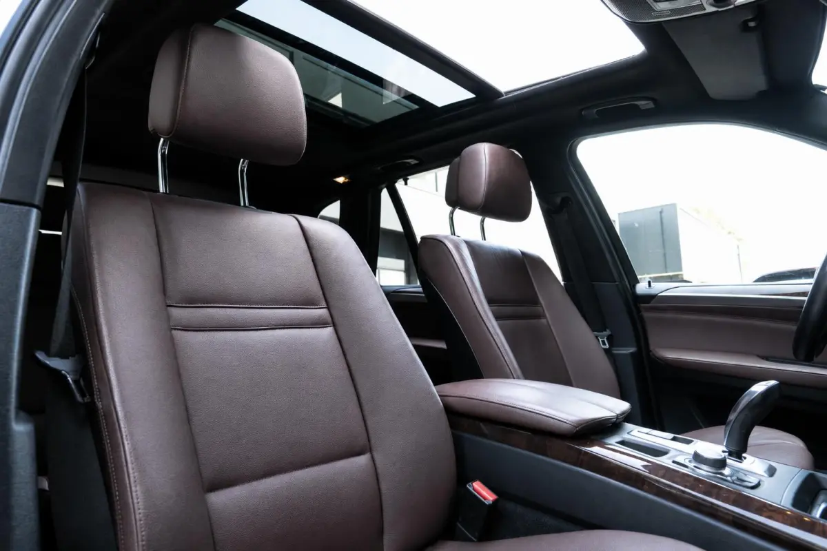 xDrive35i Executive | Schuif/kantel dak | Camera | Trekhaak | Navigatie | Onderhouden