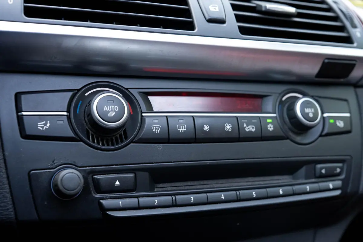 xDrive35i Executive | Schuif/kantel dak | Camera | Trekhaak | Navigatie | Onderhouden