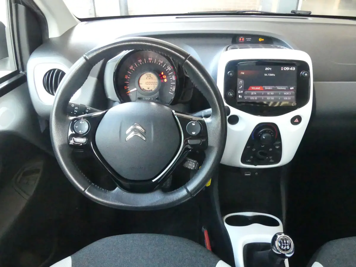 1.0 VTi Millenium | CAMERA | AIRCO | APPLE CARPLAY / ANDROID AUTO | LMV 16" |