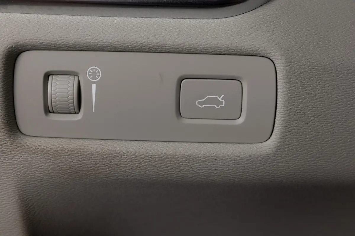 2.0 T5 AWD Pro | LEDER | harman/kardon !