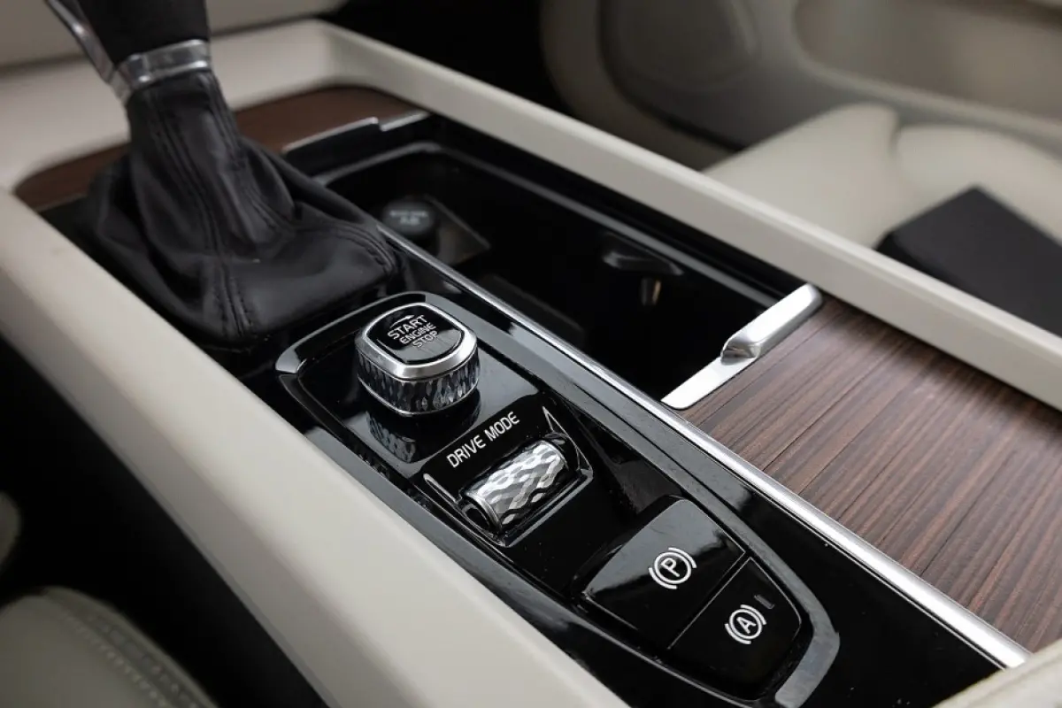 2.0 T5 AWD Pro | LEDER | harman/kardon !